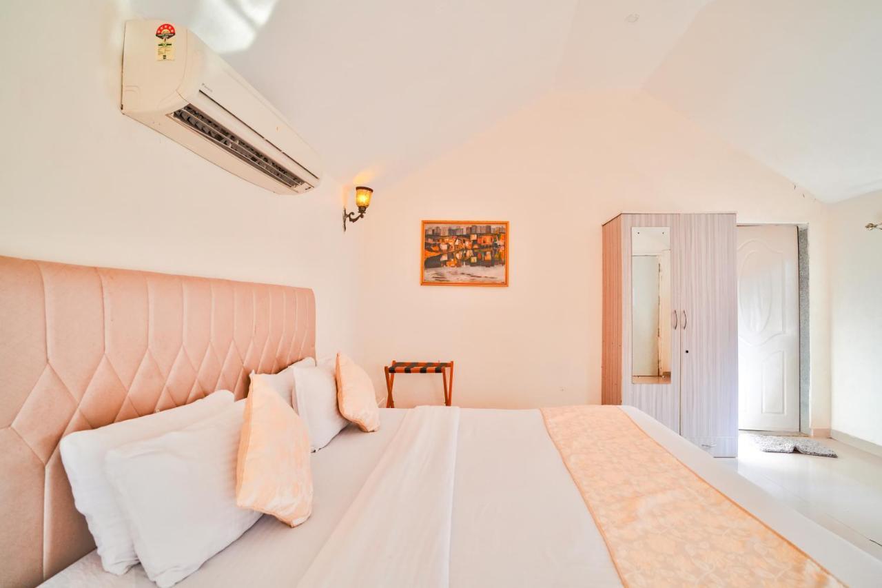 Morjim Holiday Beach Resort Экстерьер фото